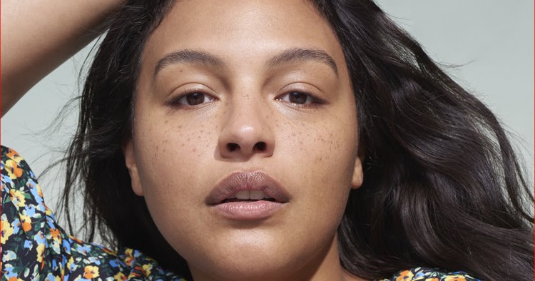 Vogue Model Insists Sharing Stories of Anti-Semitism is Evil as it Hurts the Palestinian Cause