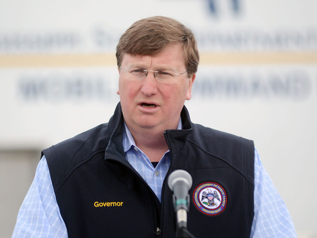 Chinese State Press Slams US Governor For Rejecting CR