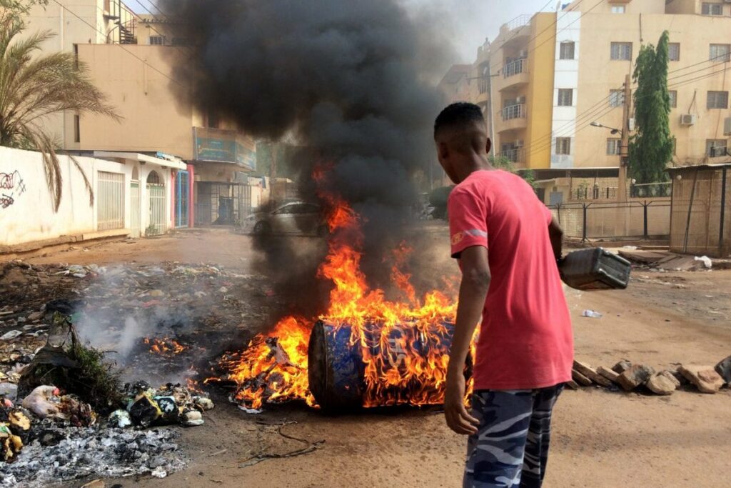 2 Killed in Sudan Anti-Coup Protests